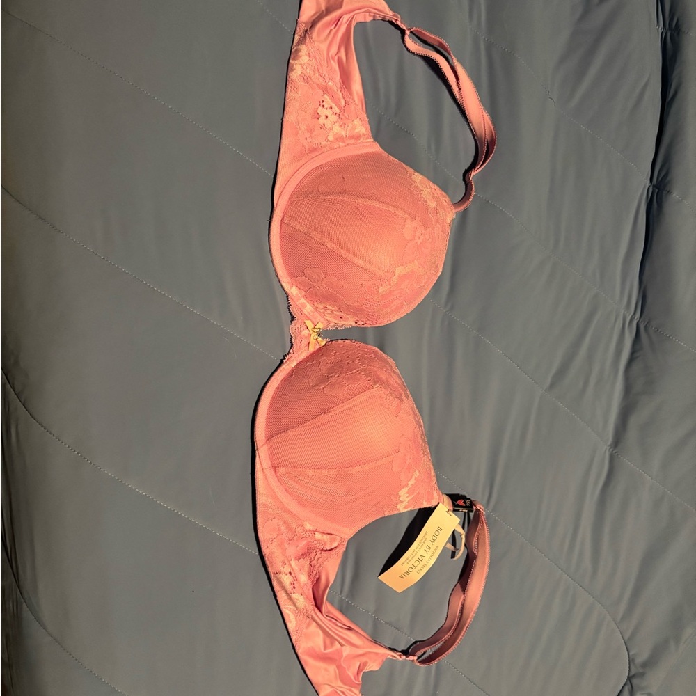 Elegant Pink Lace Bra